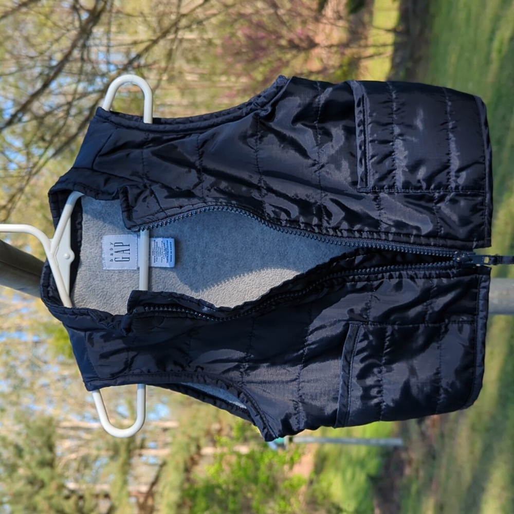 Baby Gap Vest 18-24 months with pockets